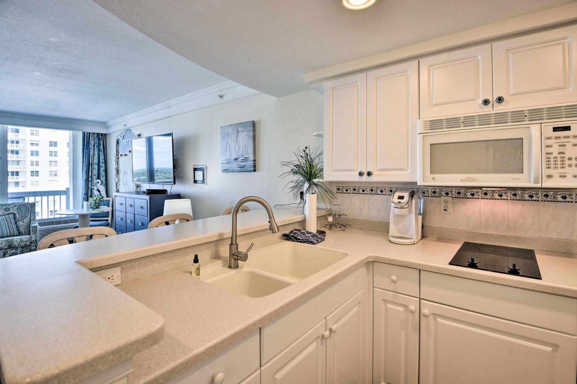 Vacation Vibe Condo Eleventh-Floor Ocean Views دايتونا بيتش المظهر الخارجي الصورة